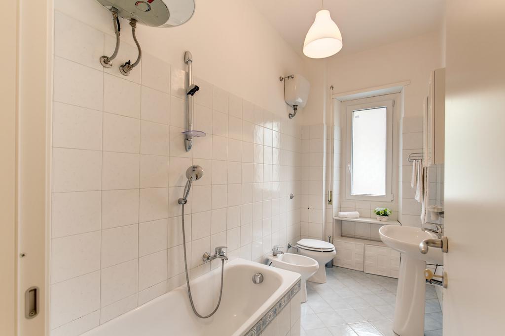 Daisy Guest House Colosseo Roma Quarto foto