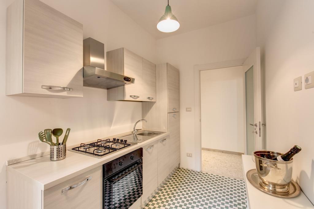 Daisy Guest House Colosseo Roma Quarto foto